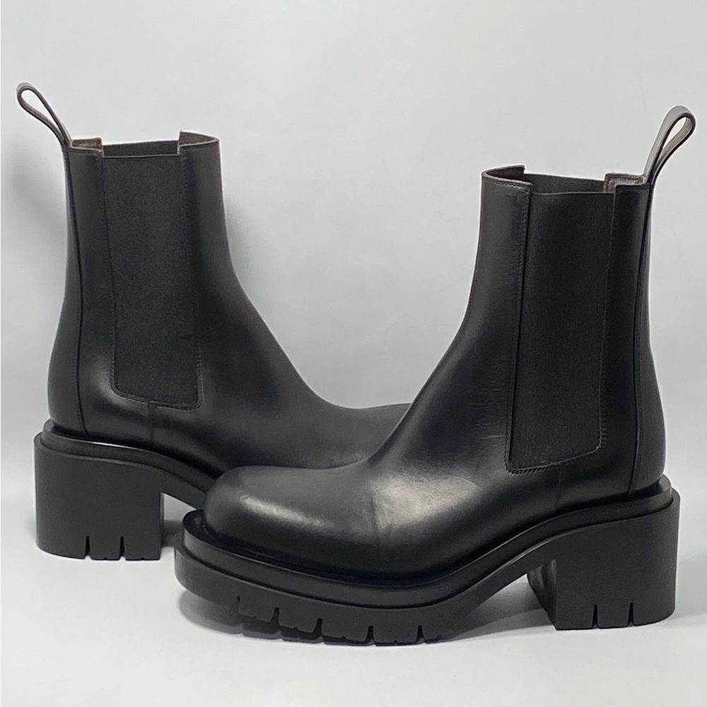 Bottega Veneta Lug Sole Pull On Ankle Boots size 39